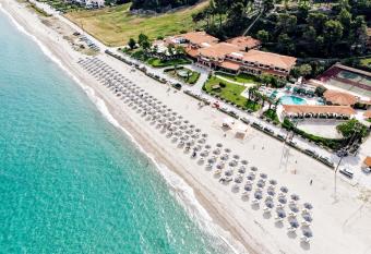 Possidi Holidays Resort & Suite Hotel allows 18 year olds to book a room