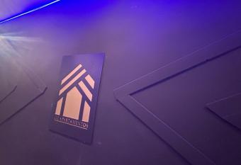 LM apartments Puentezuelas has rooms with a private hot tub