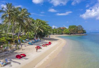 Coco Sunset Beach allows 18 year olds to book a room