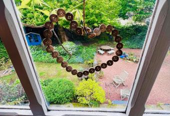 The Little House allows 18 year olds to book a room