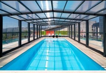 Porto Vivenda em Lever-casa inteira has Balcony rooms