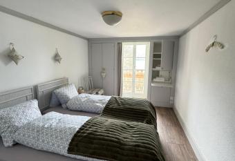 Lake View Double Room allows 18 year olds to book a room