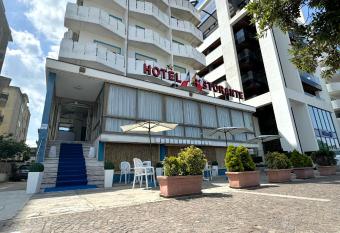 Hotel Ariston has Balcony rooms