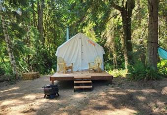 Landing at Lake Ploenta allows 18 year olds to book a room