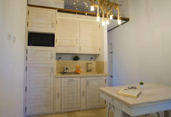 [-40%OFF & FreeWIFI ] The Sailor Apartment allows 18 year olds to book a room