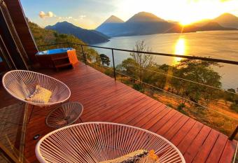 (null) has rooms with a private hot tub