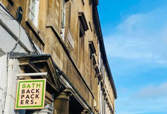 Bath Backpackers allows 18 year olds to book a room
