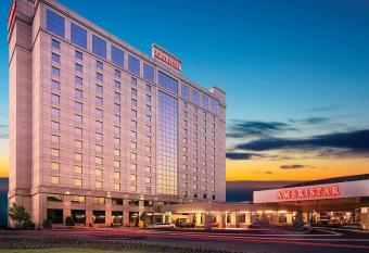 Ameristar Casino Hotel has Smoking rooms