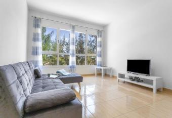 Somar has Balcony rooms