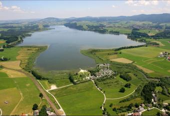 Hotel Berg allows 18 year olds to book a room