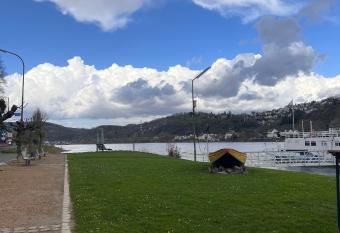 Ferienwohnung mit Rheinblick in Remagen has Balcony rooms