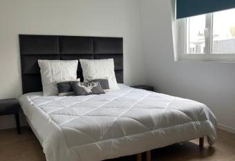 Maison dans r  sidence am  ricaine has Balcony rooms