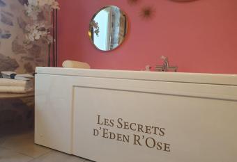 Les Secrets d Eden R Ose, Suite Love Room allows 18 year olds to book a room