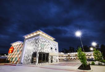 (null) has Balcony rooms