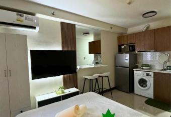 Green Maple Haven - Saekyung Village 1 Phase 3, Marigondon Lapulapu City has Balcony rooms