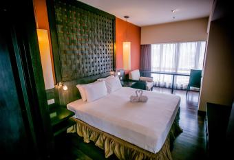 Sunway Lagoon Staycation Studio has Balcony rooms