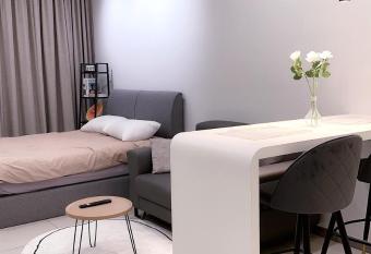 8scape Perling        XIMU has rooms with a private hot tub