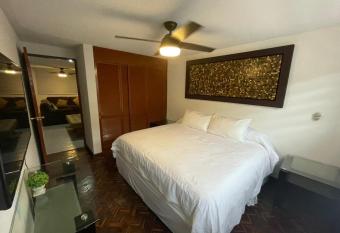 MS Confortable Suite Centrica B12 allows 18 year olds to book a room