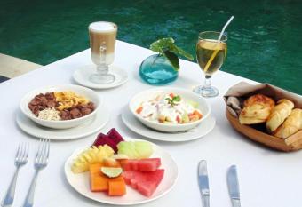 Dendalion 4 BR Private Pool Villa JU16 allows 18 year olds to book a room