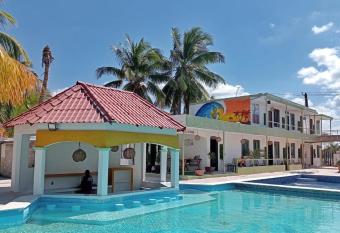 Pelican Inn at Las Dunas Chelem has Balcony rooms