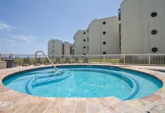 Bahia Mar 478F has Balcony rooms