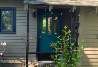 Riverhouse Hidden Gem allows 18 year olds to book a room