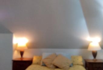 Troon Beach and Golf has Balcony rooms