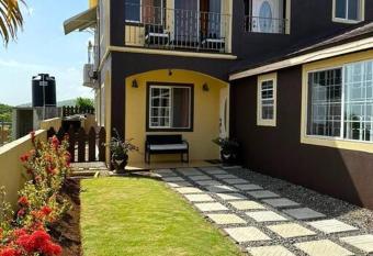 Luxury Townhome in Montego Bay allows 18 year olds to book a room