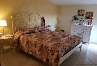 Vista del Castello - (Castle View) has Balcony rooms