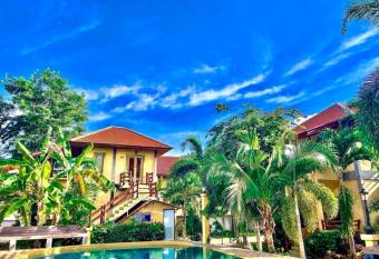 Baan Bali Beach Resort Pranburi has Balcony rooms