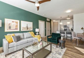 Landing at Residences at River Park West - 2 Bedrooms in Riverpark West allows 18 year olds to book a room