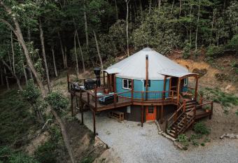 Healing Acres has Balcony rooms