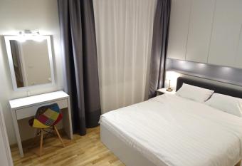 Smart Apartament Tei allows 18 year olds to book a room