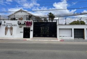 Villa Angel allows 18 year olds to book a room