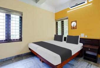 OYO LM RESIDENCY allows 18 year olds to book a room