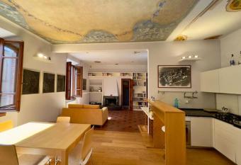 Casa Dottori allows 18 year olds to book a room