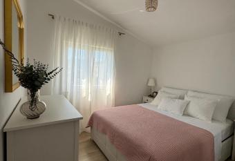 Apartman Mia allows 18 year olds to book a room