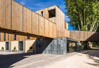 H  tel du Golf has Balcony rooms