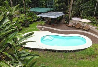 Fauna Lodge allows 18 year olds to book a room