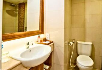 Tulip Superior Room 1 BR JU17 allows 18 year olds to book a room