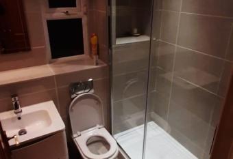 Elegante y espaciosa casa en Dublin has Balcony rooms