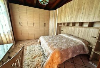 La casetta holiday allows 18 year olds to book a room