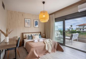 Villa Hanioti Dream seafront has Balcony rooms