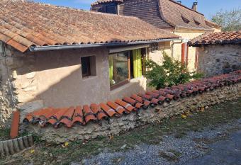 Studio rural au calme has Balcony rooms