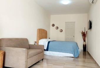 La M  rquez 3 has Balcony rooms