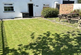 Conwy Coastal Retreat has Smoking rooms