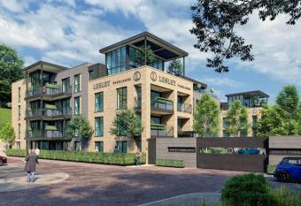 Stunning 2BR next to the City Airport BHD - Free Parking has Balcony rooms