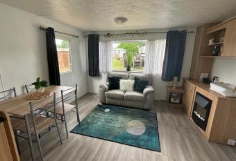 Caravan on billing aquadrome holiday park has Balcony rooms