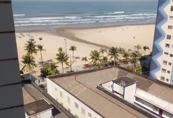 Apartamento de 1dormit  rio 19 allows 18 year olds to book a room