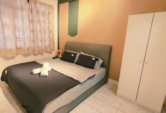 Kulai Tmn Putri Tmn Gunung Pulai Tmn Baiduri Tmn Kota Kulai Tmn Lagenda Kulai 3-5BR near Airport JPO IOI has Balcony rooms